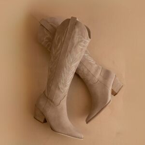 Dolce Vita Suede Boot